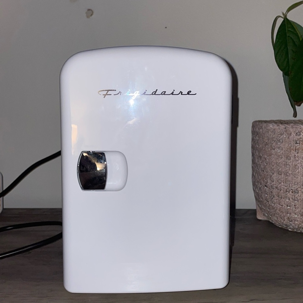 Small Frigidaire fridge